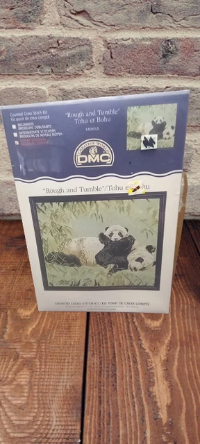 Kit de punto de cruz contado osos panda DMC Creative World Rough & Tumble K4095US