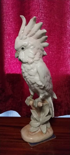 Vintage Royal Dux Porcelain Cockatoo In Excellent Condition And SUPERB Quality. 3
