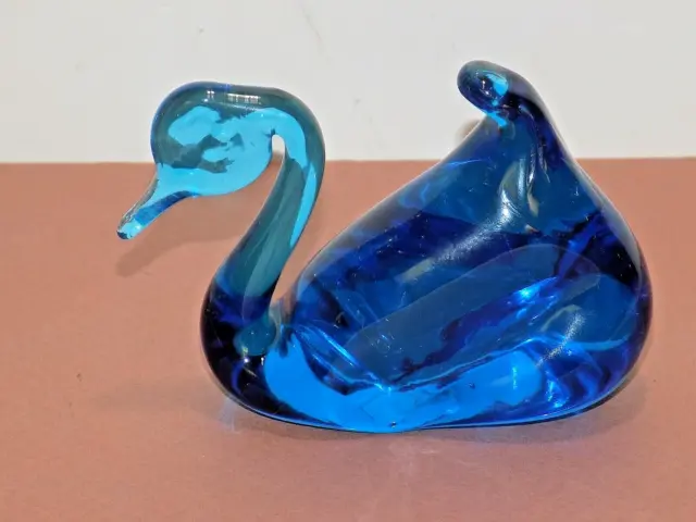 Vintage Art Glass Hand Blown  Cobalt Blue Swan Figurine Paperweight
