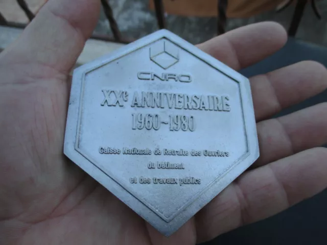 Médaille de table CNRO 20e anniversaire 1960 1980 caisse  ouvriers du bâtiment 2