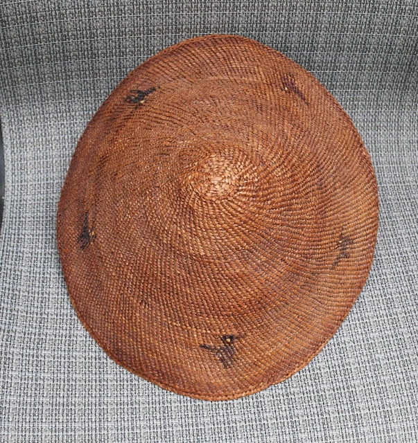 A Very Rare Antique Chilkat or Chilkoot Basket Hat: Five Ducks: 14"d x 5 1/2" A Very Rare Antique Chilkat or Chilkoot Basket Hat: Five Ducks: 14"d x 5 1/2"