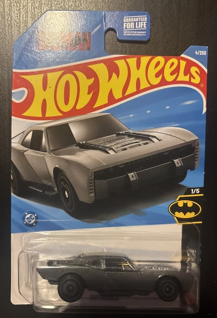 Hot Wheels Batmobile – Batman 4/5 – Modello In Scala 1:64 – Colori Nero/Rosso – Edizione 145/250 – Fatto In Malesia