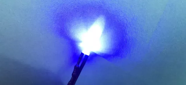 10, 25 oder 50 Stück 5mm LED blau blinkend mit 20cm Kabel 12V DC mit Widerstand 3