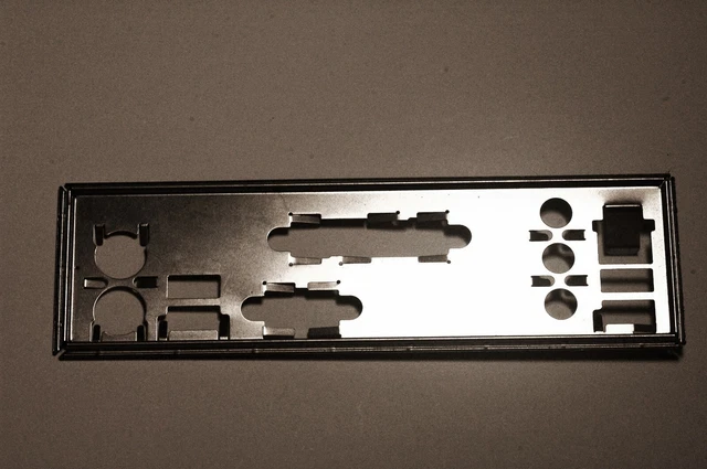 i/o shield plaque arriere en PLA pour ASUS M5A97 EVO R2.0