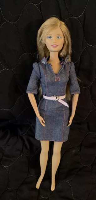 Barbie HAPPY FAMILY Pregnant Mom MIDGE Doll In Denim Dress (NO Baby Belly) 2002