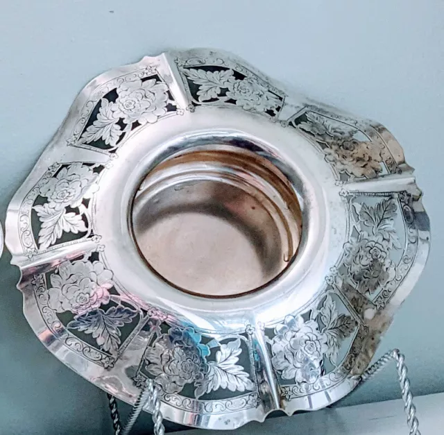 Vintage Silver Plated Ornate Centerpiece Bowl / Candle Holder / Dish 7" Diameter