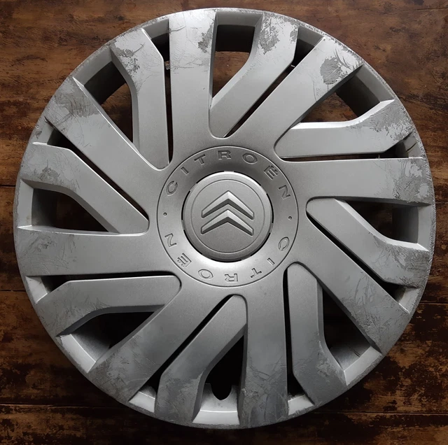 Cache Central De Roues Pour Citroën C2, C3, C4 - Violet Et Alu - Réf. 2771 - Occasion