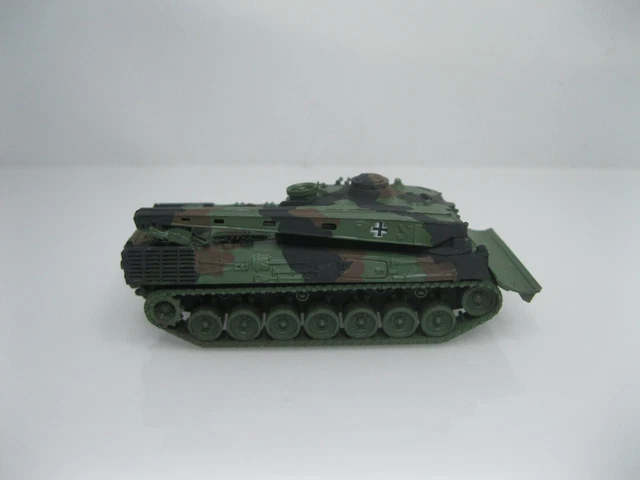 thumbnail interactive-video image 1 of 10x Seated Bundeswehr Figures – HO Scale 1:87 – Unpainted Resin Miniatures For Dioramas 1 of 4