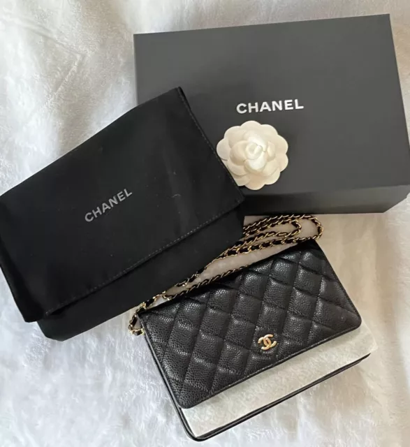 New CHANEL 23B Wallet on Chain BIG CC Caviar Leather Black WOC Bag Gold  Magenta