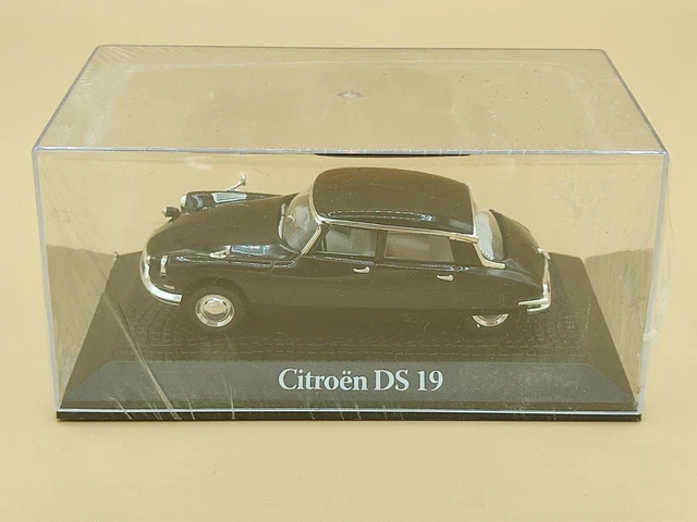 1/43 Citroën DS 19 Noir De Gaulle Attentat du Petit Clamart 1962 IXO Atlas 2