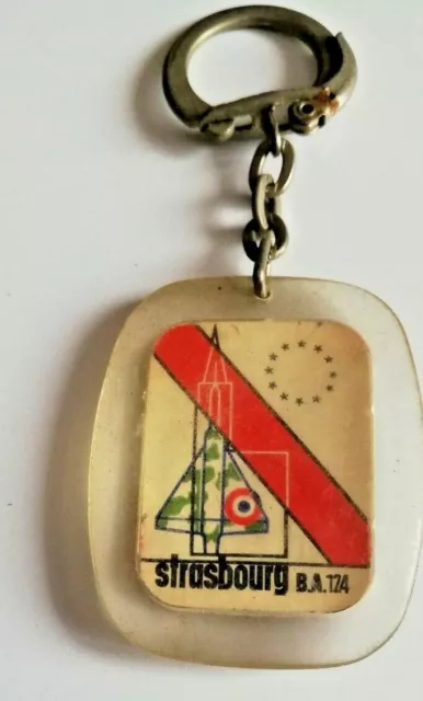 Porte clés années 60 / 70 :Base aérienne 124 Strasbourg-Entzheim