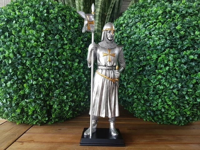 Chevalier Avec La Croix De Maltes Sur Le Drapeau De Veronese Wu76302Ab