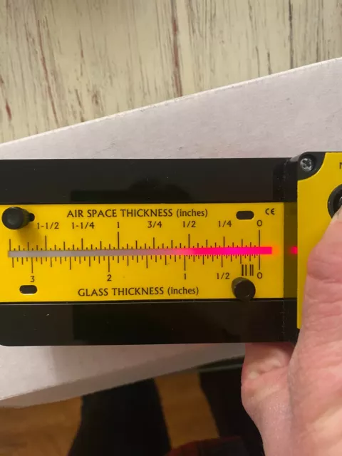 EDTM Laser Glass Thickness Gauge - MG1500