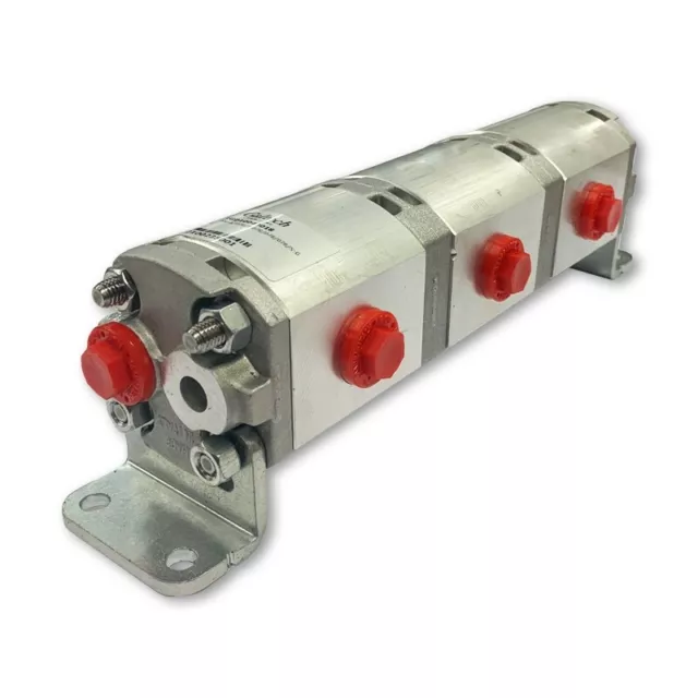 Geared Hydraulic Flow Divider 3 Way Valve, 7.8cc/Rev, without Centre Inlet