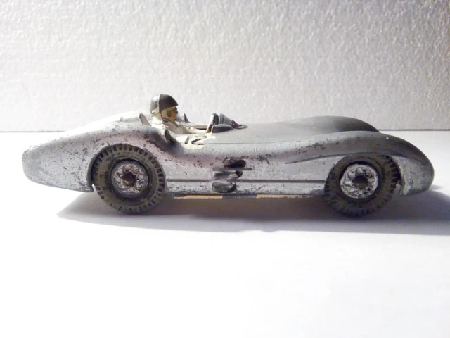 Crescent Toys 1956 Connaught 2 Litre Grand Prix – Miniature 1/43 Verte, Collection