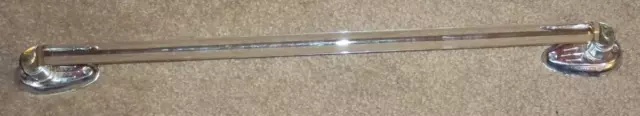 Art Deco Kimble Sparkling Bent Glass Towel Bar, 18" With Chrome Bracket