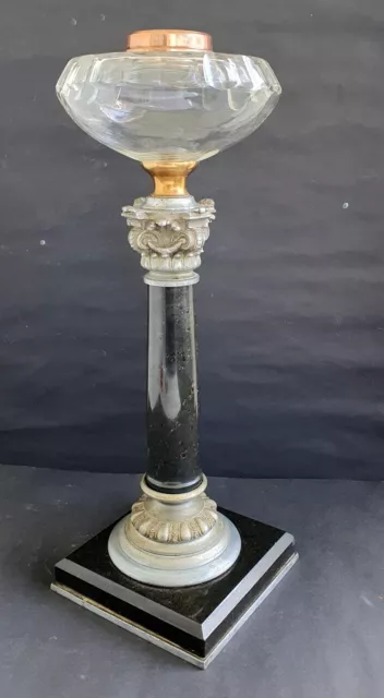 Antike Petroleumlampe um 1900 ohne Brenner Korinthische Säule Bleikristall Tank 2