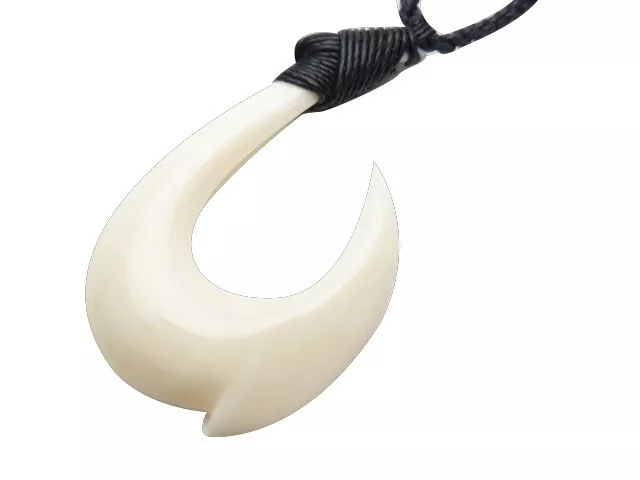Hawaiian Jewelry Maori Hei Matau New Zealand Fish Hook Bone Necklace 35006-2