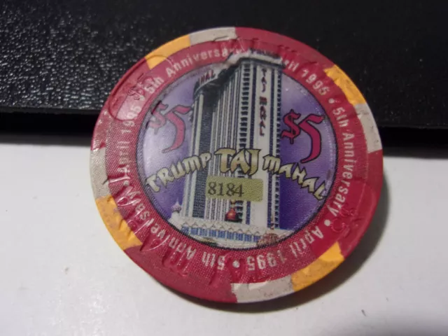 TRUMP TAJ MAHAL CASINO $5 hotel casino gaming poker chip - Atlantic City, NJ