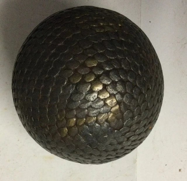 J.B Initials, authentique boule de pétanque lyonnaise en buis : boule de pétanque française avec initiales - France