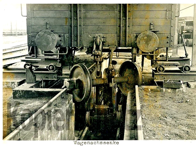 Original Wagen Foto - Wagenachssenke der Reichsbahn um 1930, RVM Foto