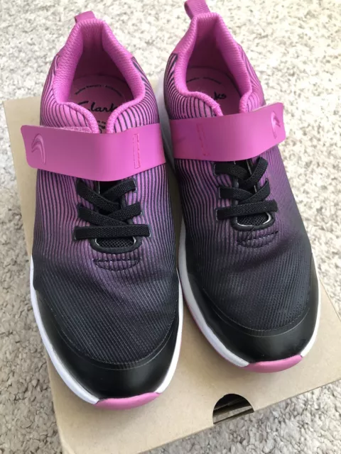 Girls trainers size 1.5 hot sale