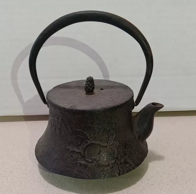 Japanese Antique Cast Iron Tea Kettle/Water Pot-Antique Horse Mount Fuji SIGNED!
