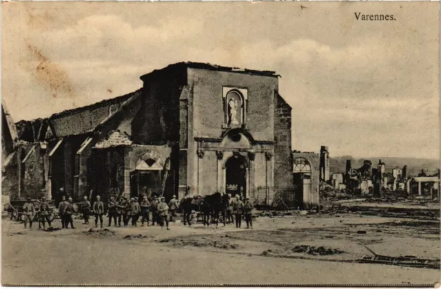 CPA Varennes - Place - Soldiers - Ruines (1037091)