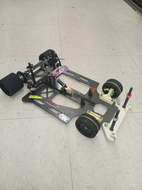 Team Associated RC10L Graphite Pan Car – Occasion – Voiture RC Pancar