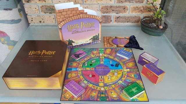 Harry Potter Und Der Stein Der Weisen – Trivia Game Prefects Edition (Mattel 2000)