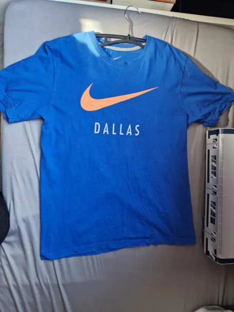 Nike Dallas T-Shirt Größe M Blau Basketball Football Baseball NBA NHL MLB Used