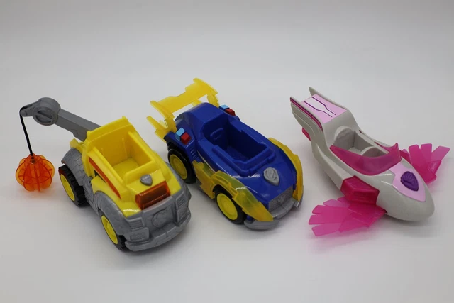 PAW PATROL MIGHTY Pups Super Paws Delux Vehicles for Chase, Rubble and