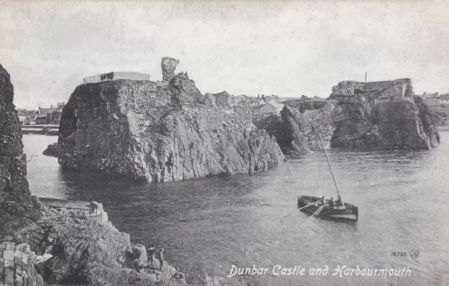 Standard size printed postcard Dunbar Castle Harbour Mouth