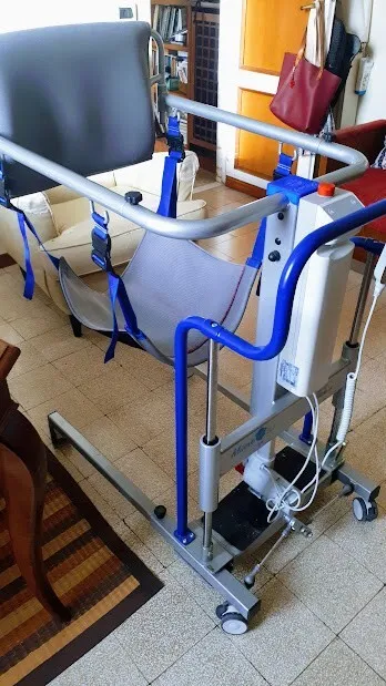 Sollevatore Elettrico per Disabili TiMOTION Muevo Home Moretti 135 kg + 2 teli