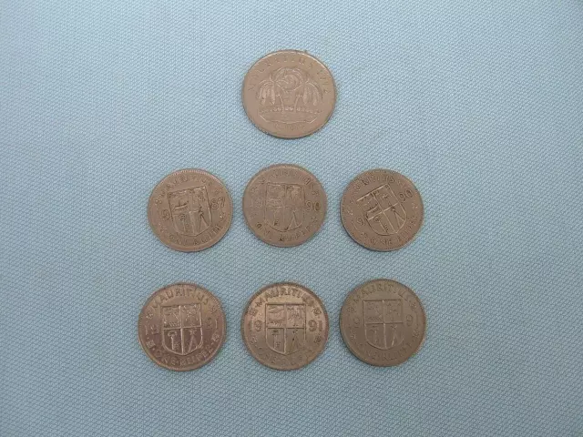 Mauritius .    1 Rupee lot 1987-1991 (6 coins), 5 Rupees 1992. KM# 55 & 56