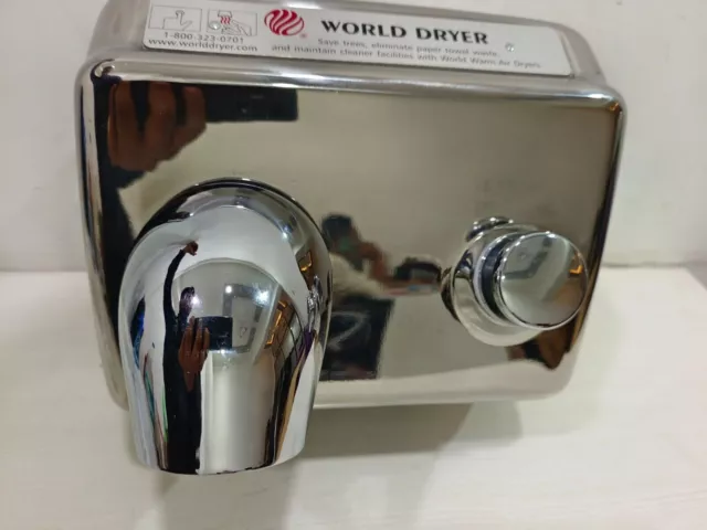 World Dryer DA5-972 AU BRIGHT SS Secador de manos Acabado con botón