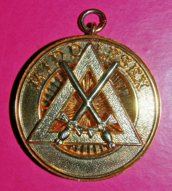 Middlesex Chapter Past Provincial Grand Sword Bearer masonic collar jewel      *