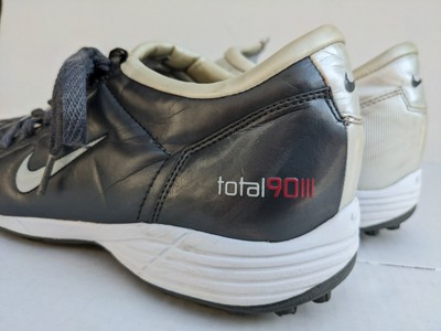 nike total 90 iii indoor