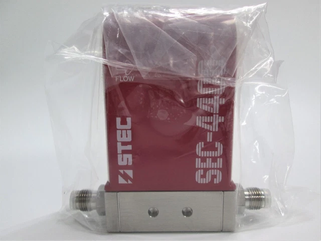 HORIBA STEC mass flow controller SEC-4400MC