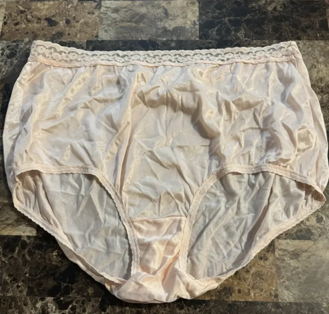 Vintage Maidenform Wisebuys Panty!   Size 10.   Pink