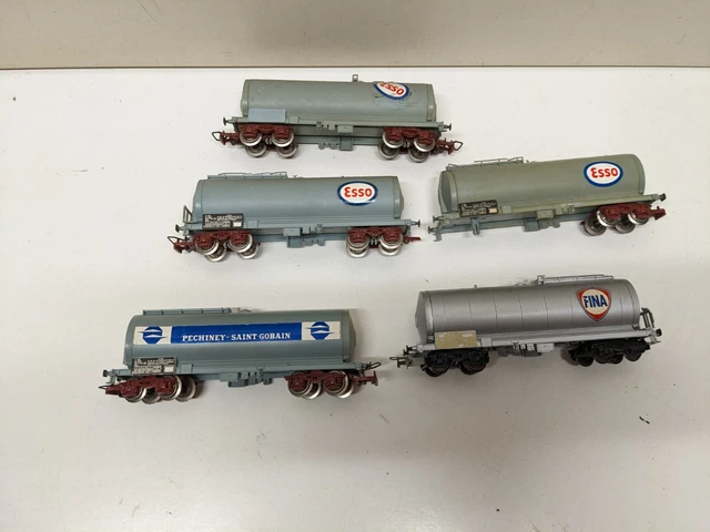 LOT DE 2 wagons HO JOUEF/WAG CITERNE A VINS/VIN COOP TOURNON/VIN CWFB