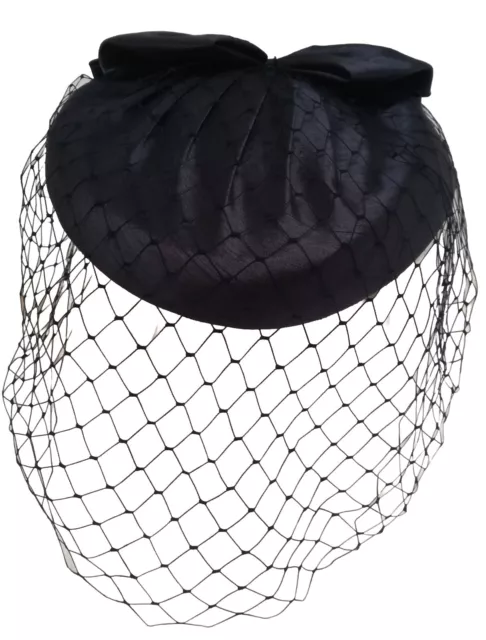 Vintage Navy 'Taffeta' Pillbox hat with veil & Bow to the back Circa 50's/60's