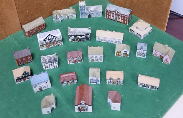 VTG Wade Whimsey-on-Why Village Houses - Lot Of 24