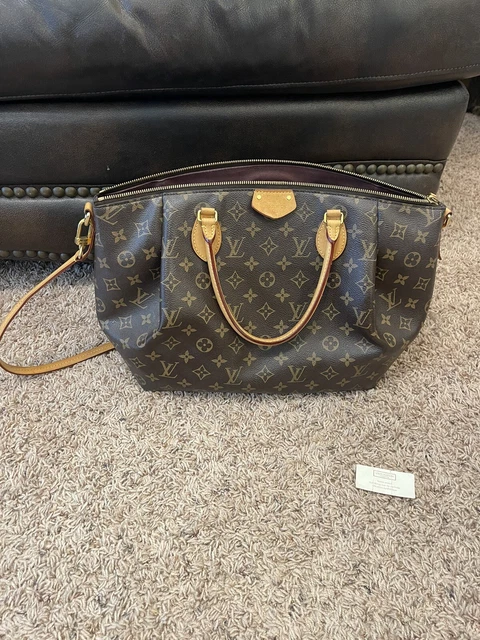 Authentic Louis Vuitton Turenne MM Monogram Discontinued. Mint Condition. Authentic Louis Vuitton Turenne MM Monogram Discontinued. Mint Condition.