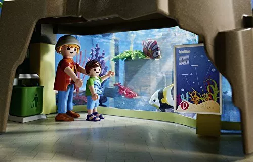 Playmobil 9060 Family Fun Aquarium with Fillable Water Enclosure, Multi-Colour