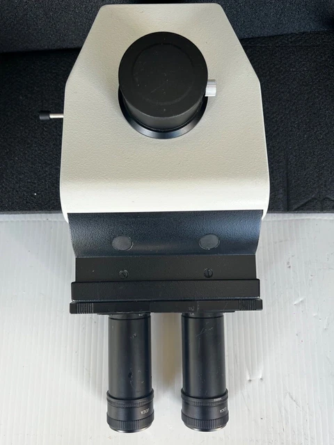 LEICA DMRX Trinocular Microscope Head with Eyepieces L Plan 10x/20 glasses M 