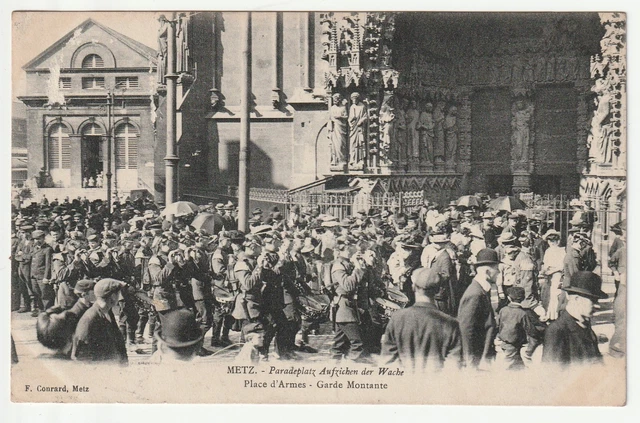 METZ - Moselle - CPA 57 - Military - Place d'Armes - Upright Guard
