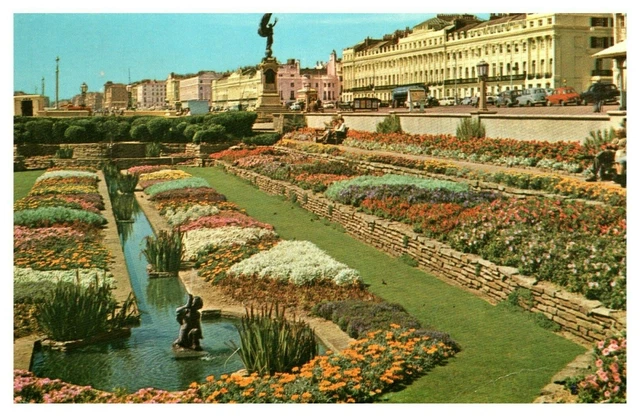 Postcard - SUNKEN GARDENS, BRIGHTON , SUSSEX ( Ref G15)