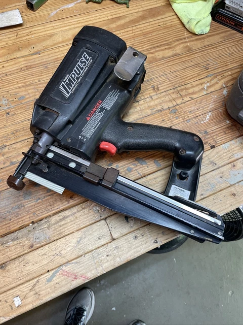Paslode Impulse Im250 Straight Finish Nailer Nail Gun Parts Only Not Working