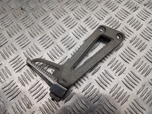 Platine cale pied pilote droite pour Yamaha 125 TZR - 4FL